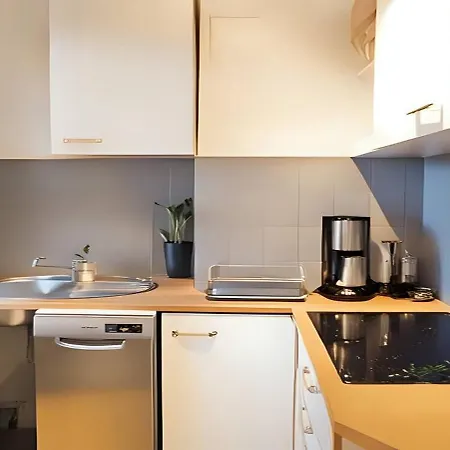 Apartment Frgk 'wilson Palace' Ac Wifi Fibre Terrasse 5min Des Plages *