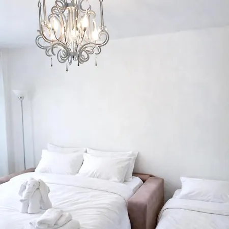 Frgk 'wilson Palace' Ac Wifi Fibre Terrasse 5min Des Plages Apartment